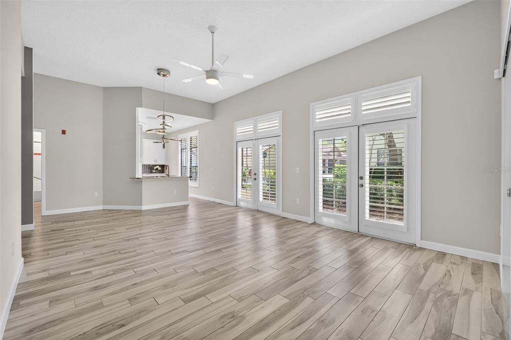 For Sale: $485,000 (3 beds, 2 baths, 1560 Square Feet)