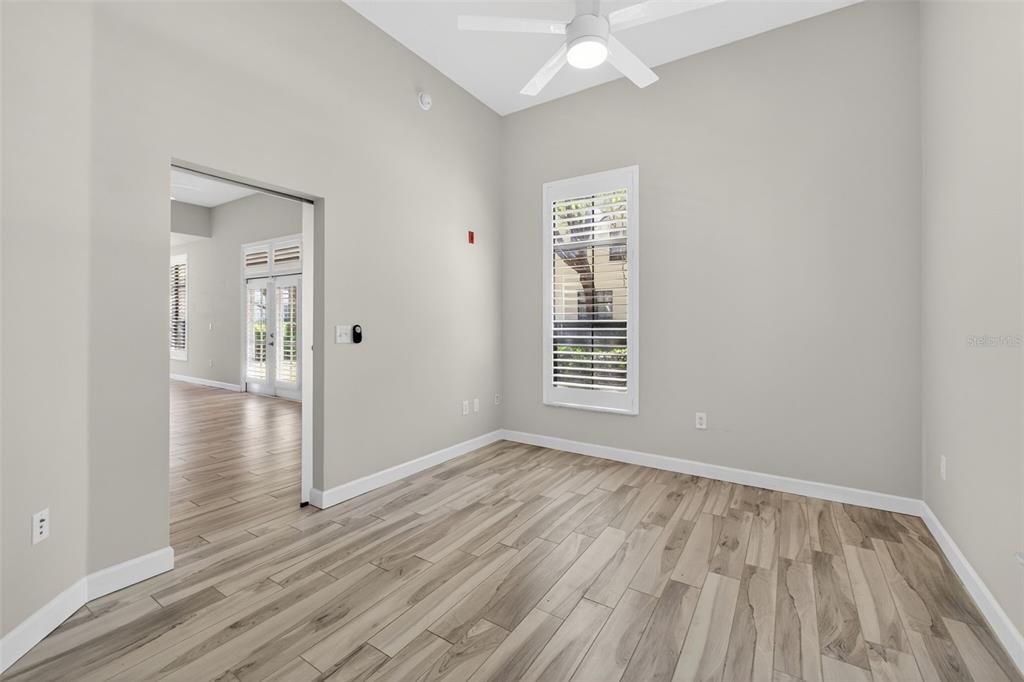 For Sale: $485,000 (3 beds, 2 baths, 1560 Square Feet)