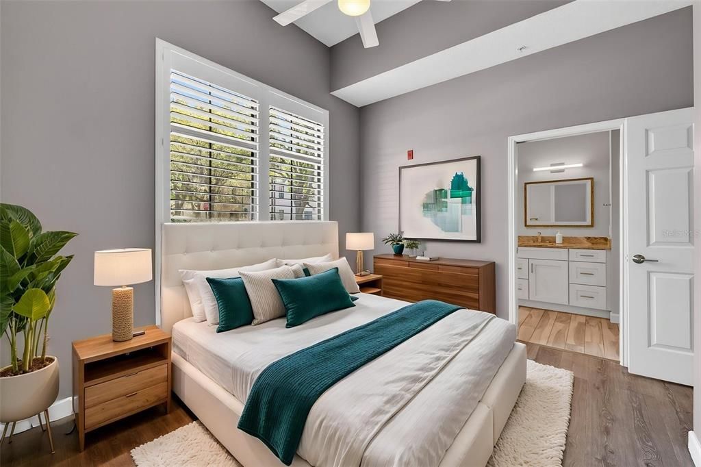 For Sale: $485,000 (3 beds, 2 baths, 1560 Square Feet)