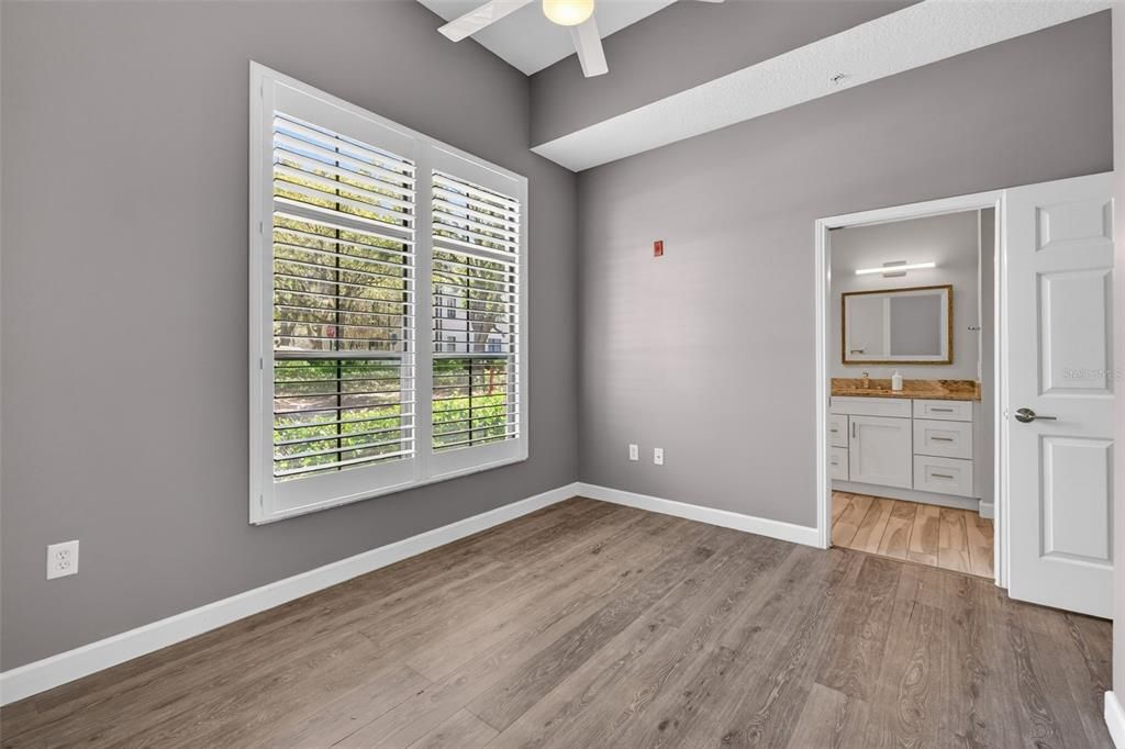 For Sale: $485,000 (3 beds, 2 baths, 1560 Square Feet)