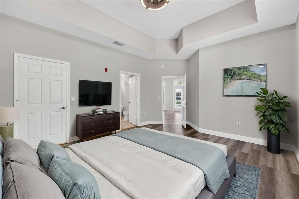 For Sale: $485,000 (3 beds, 2 baths, 1560 Square Feet)