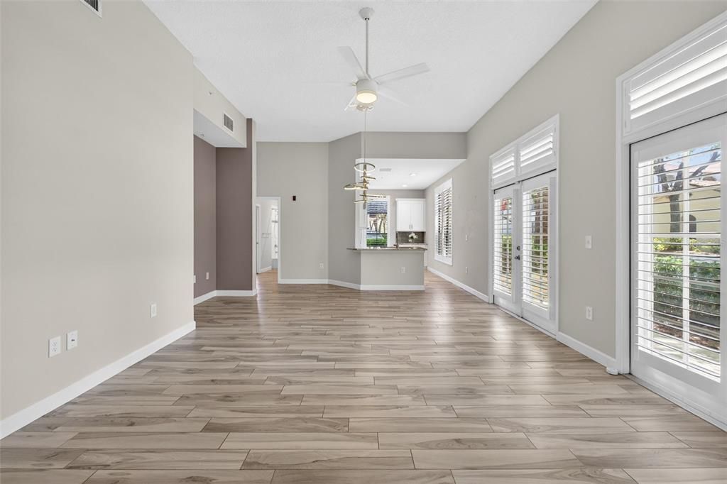 For Sale: $485,000 (3 beds, 2 baths, 1560 Square Feet)