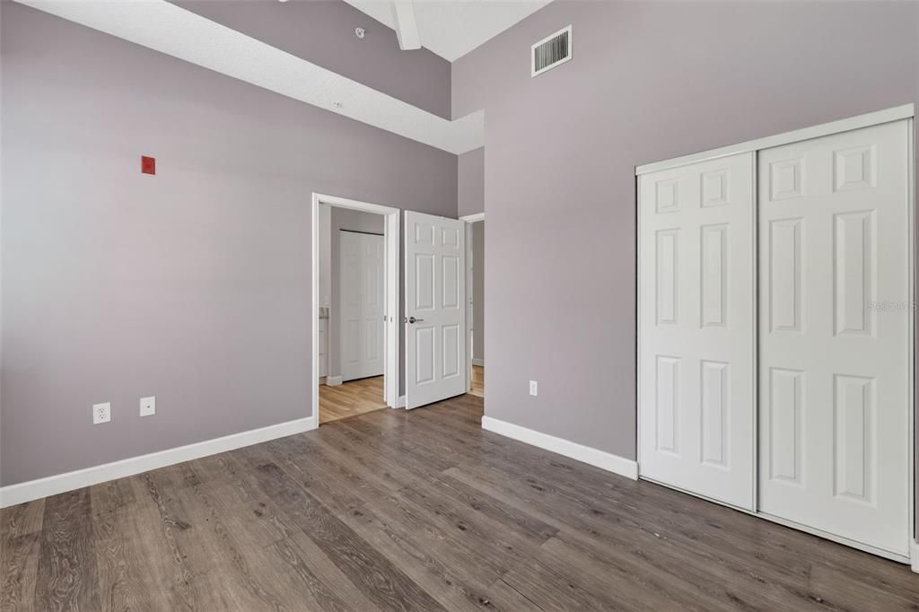 For Sale: $485,000 (3 beds, 2 baths, 1560 Square Feet)