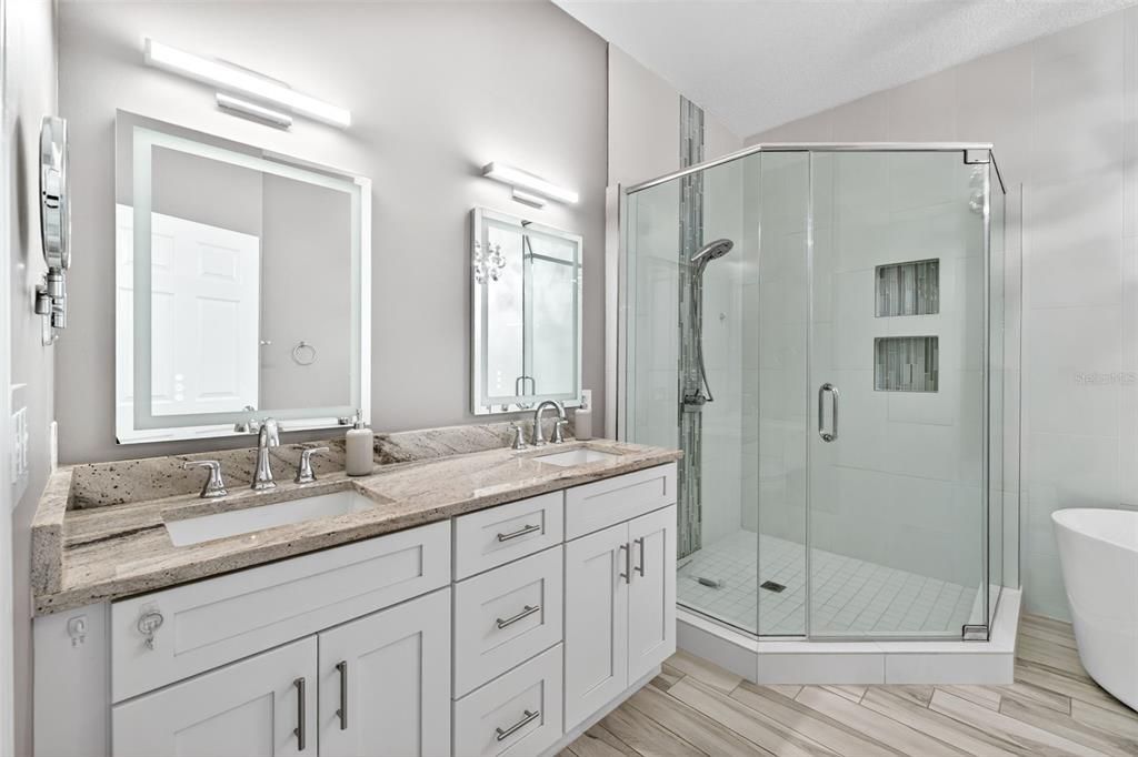 For Sale: $485,000 (3 beds, 2 baths, 1560 Square Feet)