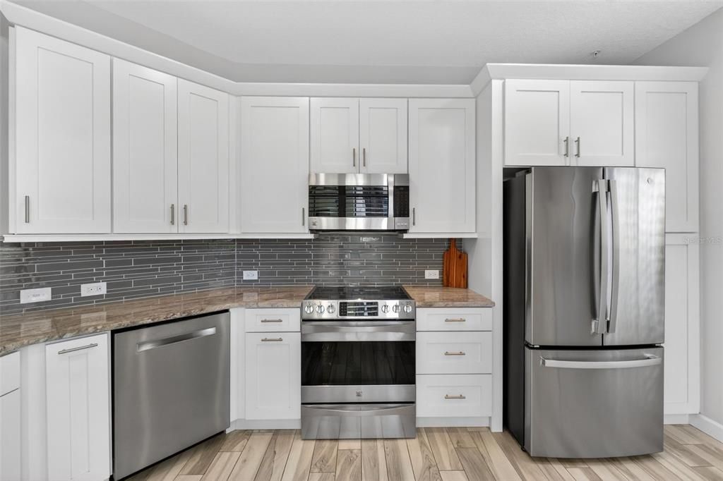 For Sale: $485,000 (3 beds, 2 baths, 1560 Square Feet)