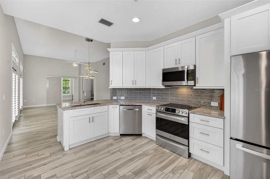 For Sale: $485,000 (3 beds, 2 baths, 1560 Square Feet)