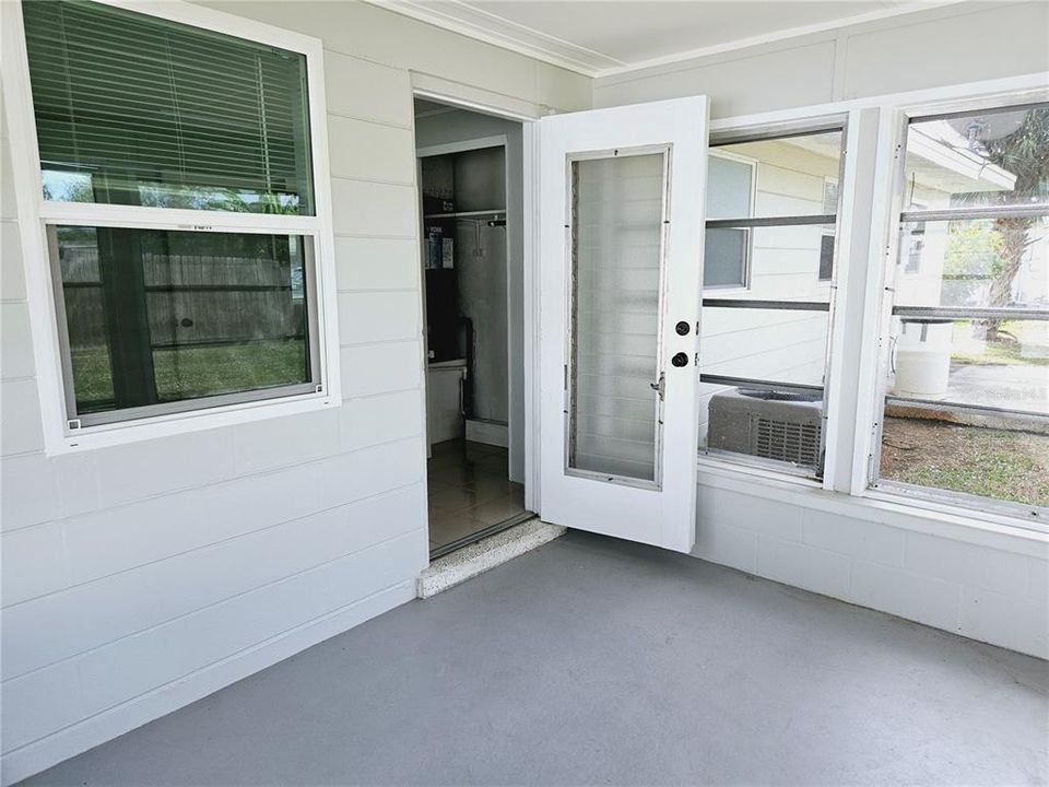 В аренду: $1,650 (2 спален, 1 ванн, 660 Квадратных фут)