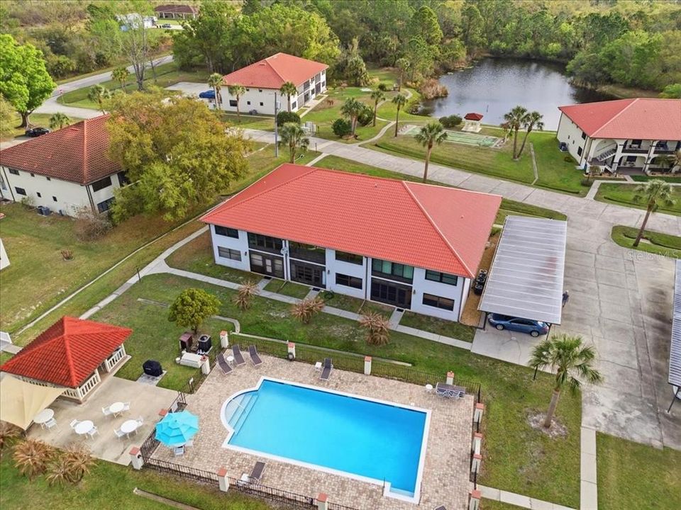 For Sale: $157,500 (2 beds, 2 baths, 1185 Square Feet)