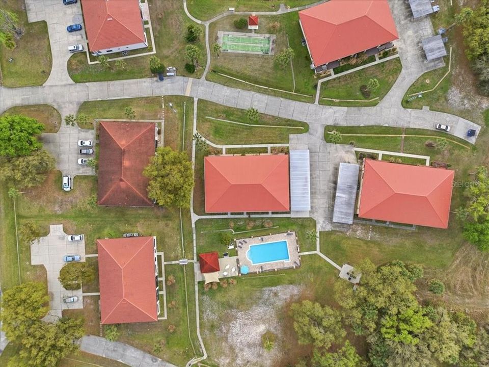 For Sale: $157,500 (2 beds, 2 baths, 1185 Square Feet)