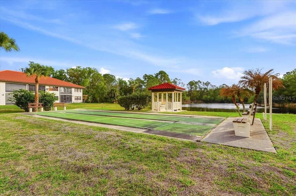 For Sale: $157,500 (2 beds, 2 baths, 1185 Square Feet)