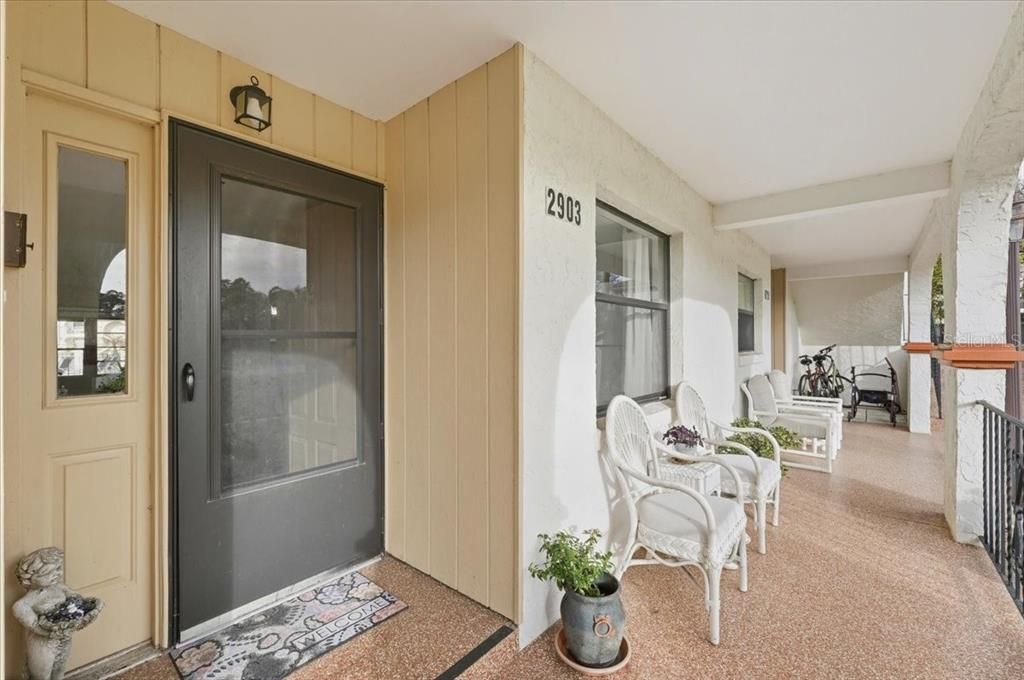 For Sale: $157,500 (2 beds, 2 baths, 1185 Square Feet)