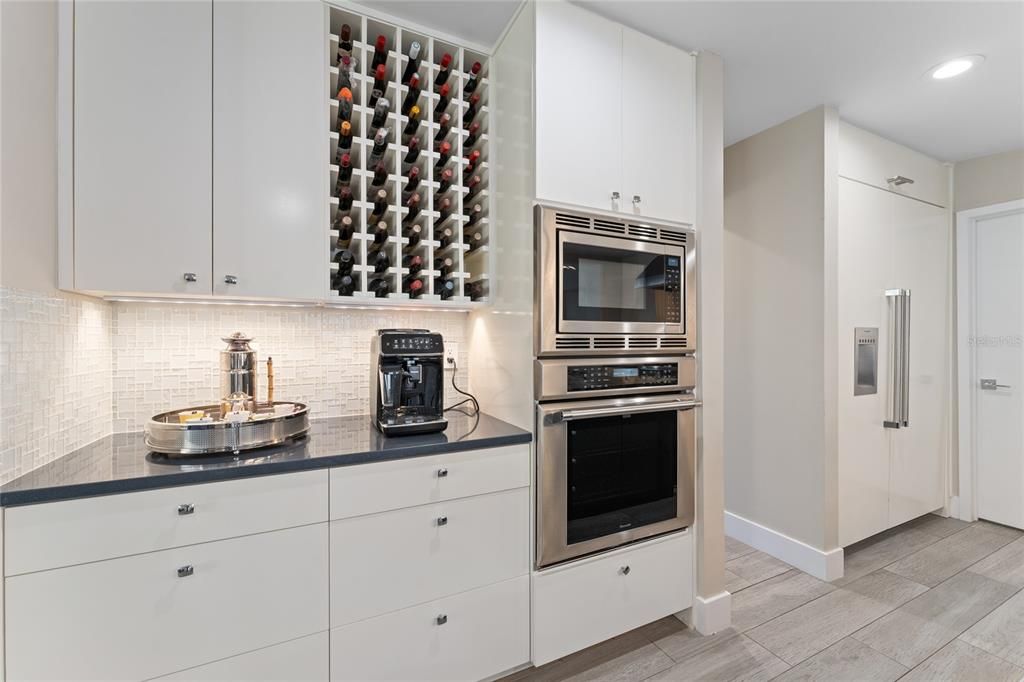 Active With Contract: $2,350,000 (4 beds, 4 baths, 4471 Square Feet)