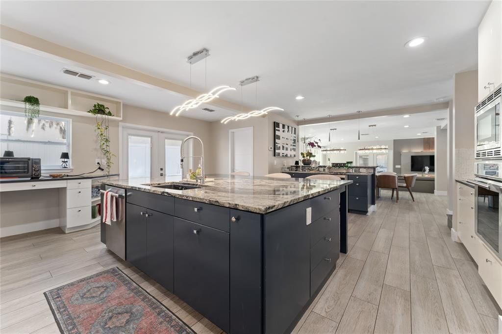 Active With Contract: $2,350,000 (4 beds, 4 baths, 4471 Square Feet)