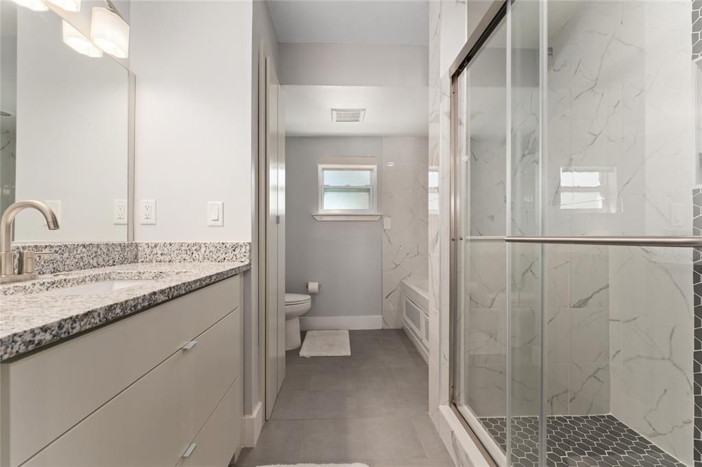 Active With Contract: $2,350,000 (4 beds, 4 baths, 4471 Square Feet)