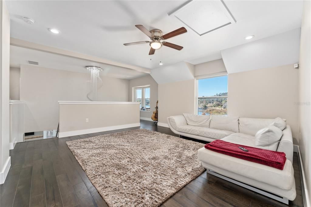 Active With Contract: $2,350,000 (4 beds, 4 baths, 4471 Square Feet)