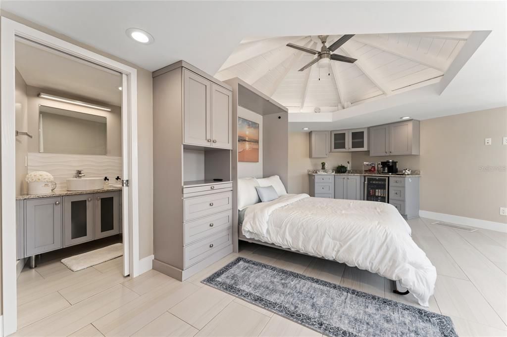 Active With Contract: $2,350,000 (4 beds, 4 baths, 4471 Square Feet)
