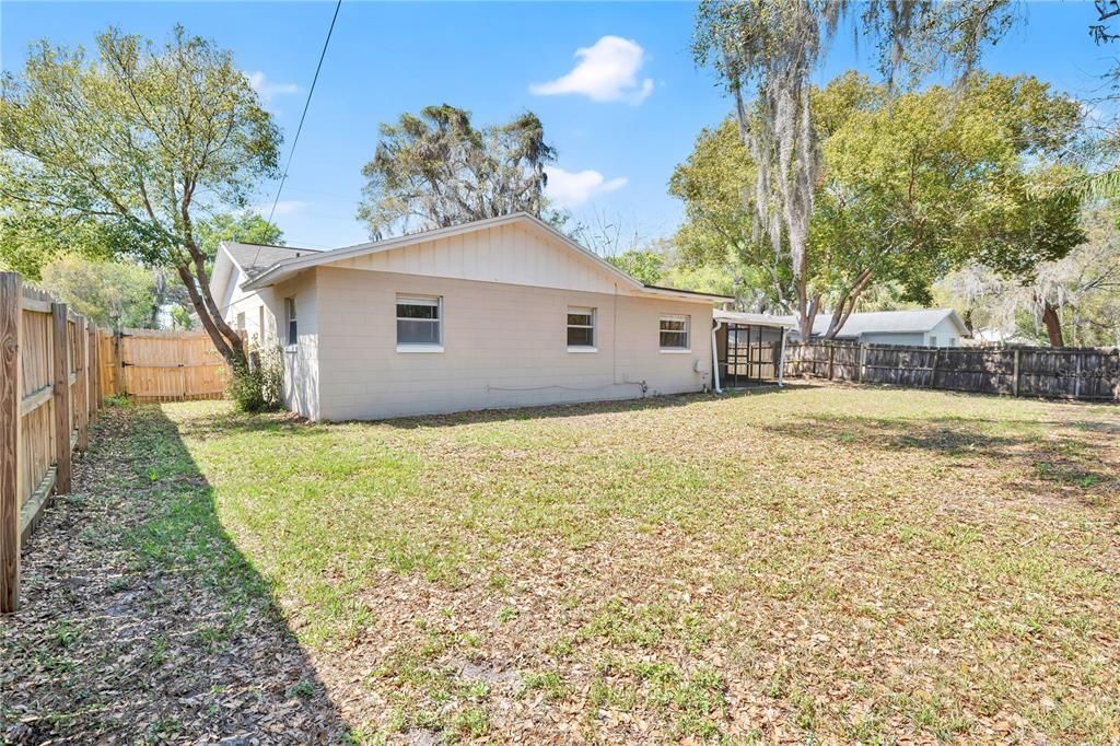 Active With Contract: $2,395 (4 beds, 2 baths, 1691 Square Feet)