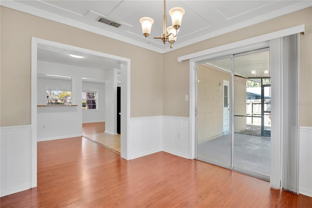 Active With Contract: $2,395 (4 beds, 2 baths, 1691 Square Feet)