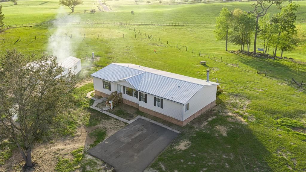 На продажу: $695,000 (3 спален, 2 ванн, 2303 Квадратных фут)