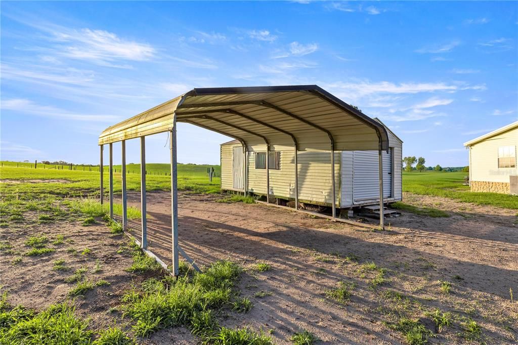 На продажу: $695,000 (3 спален, 2 ванн, 2303 Квадратных фут)