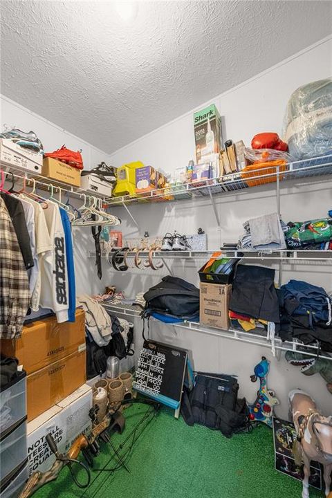На продажу: $695,000 (3 спален, 2 ванн, 2303 Квадратных фут)