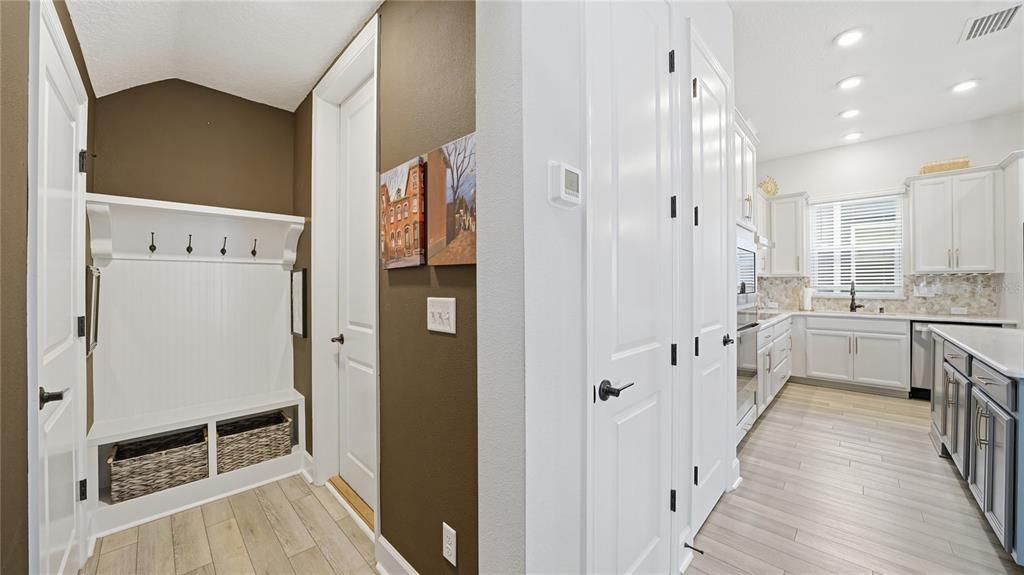 En Venta: $469,000 (3 camas, 2 baños, 2132 Pies cuadrados)