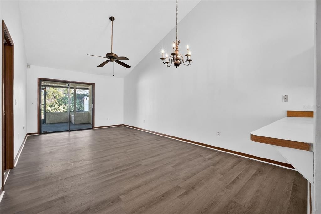 En Venta: $190,000 (2 camas, 2 baños, 992 Pies cuadrados)