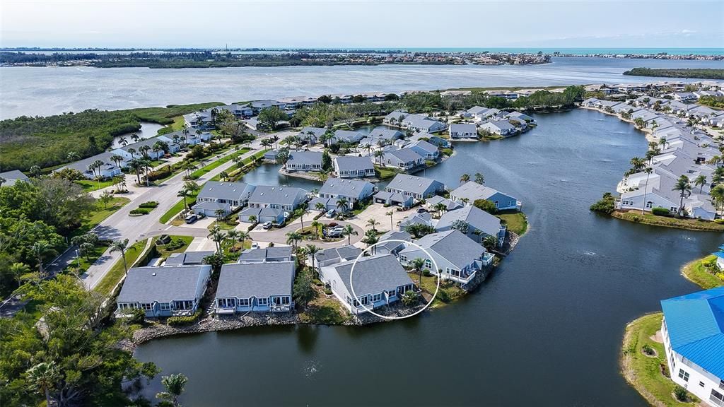 For Sale: $585,000 (2 beds, 2 baths, 1443 Square Feet)