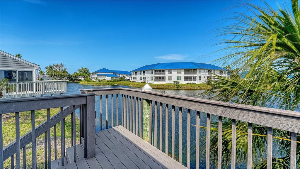 For Sale: $585,000 (2 beds, 2 baths, 1443 Square Feet)