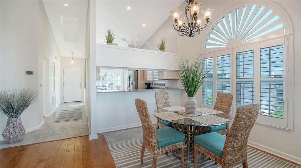 For Sale: $585,000 (2 beds, 2 baths, 1443 Square Feet)