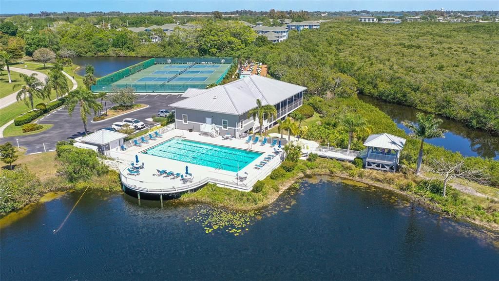 For Sale: $585,000 (2 beds, 2 baths, 1443 Square Feet)