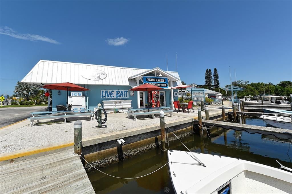 For Sale: $585,000 (2 beds, 2 baths, 1443 Square Feet)