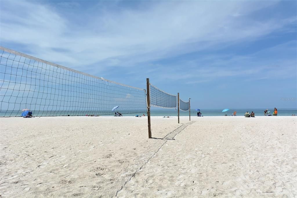 For Sale: $585,000 (2 beds, 2 baths, 1443 Square Feet)