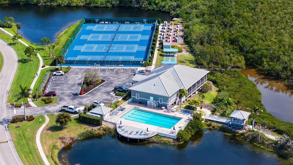 For Sale: $585,000 (2 beds, 2 baths, 1443 Square Feet)