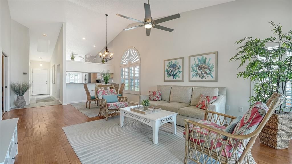 For Sale: $585,000 (2 beds, 2 baths, 1443 Square Feet)