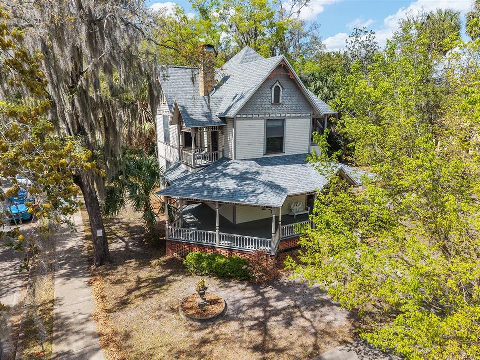 For Sale: $625,000 (3 beds, 2 baths, 2854 Square Feet)