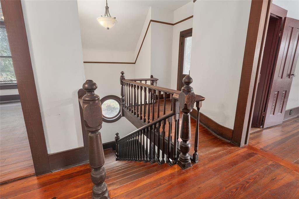 For Sale: $625,000 (3 beds, 2 baths, 2854 Square Feet)