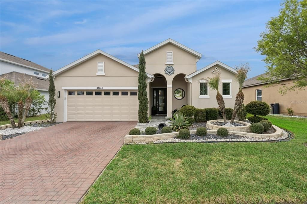 Active With Contract: $475,000 (4 beds, 3 baths, 1787 Square Feet)