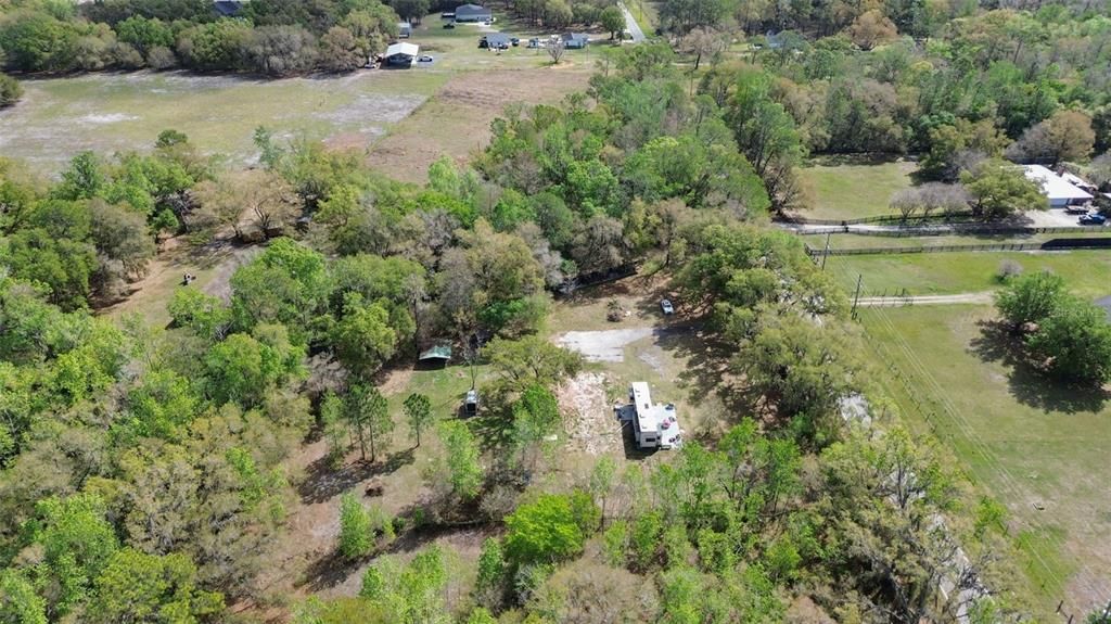 En Venta: $450,000 (3.99 acres)