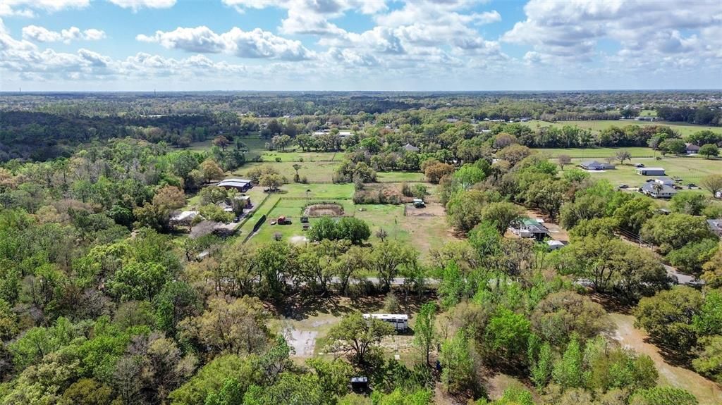En Venta: $450,000 (3.99 acres)