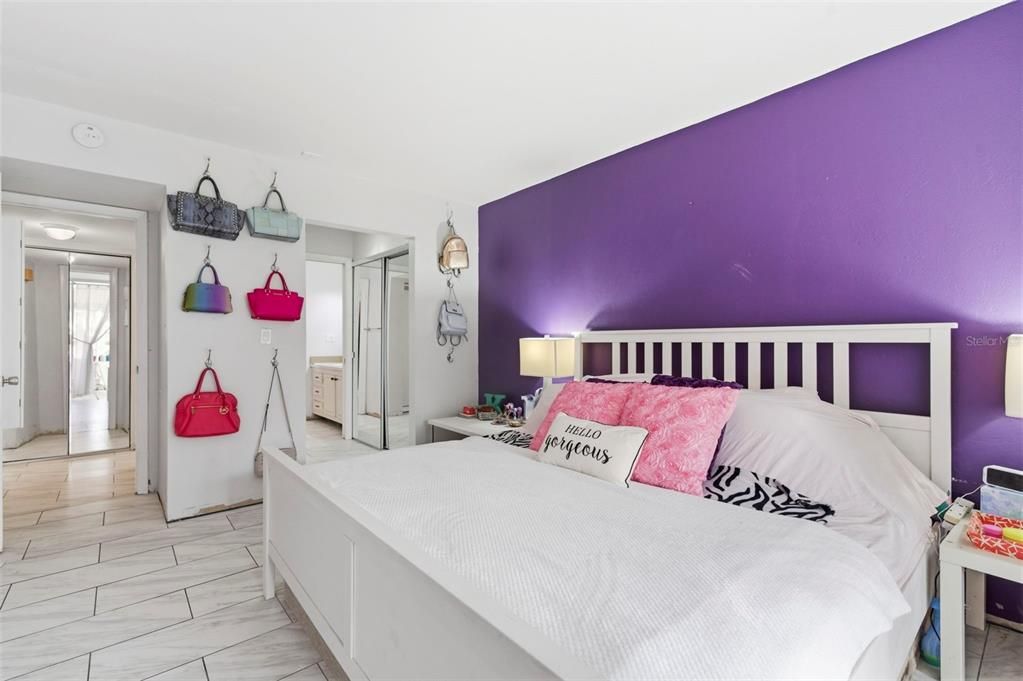 Activo con contrato: $99,500 (1 camas, 1 baños, 920 Pies cuadrados)