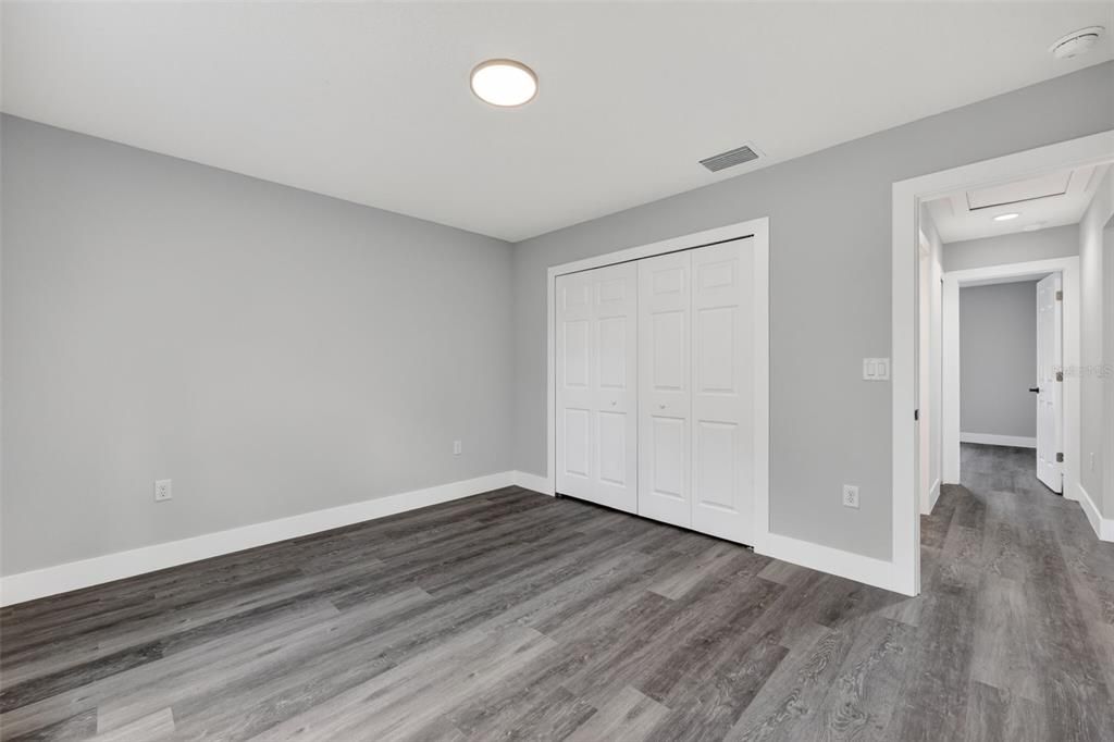 Active With Contract: $264,900 (3 beds, 2 baths, 1576 Square Feet)