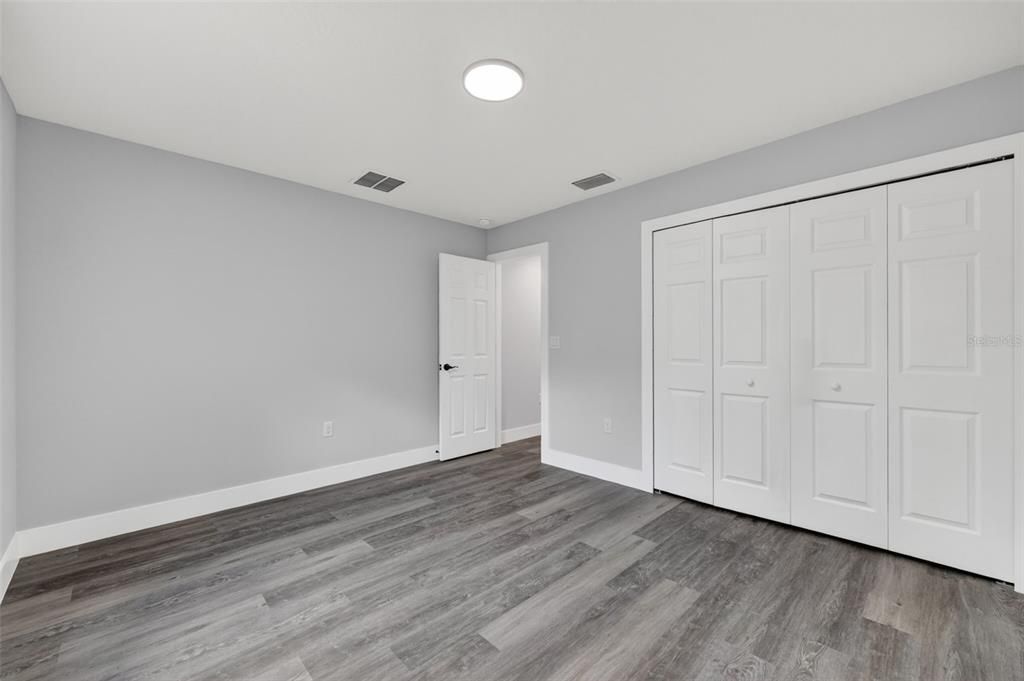 Active With Contract: $264,900 (3 beds, 2 baths, 1576 Square Feet)