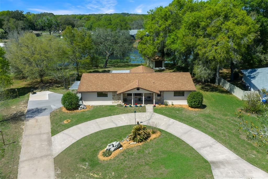 Active With Contract: $309,000 (3 beds, 3 baths, 1710 Square Feet)