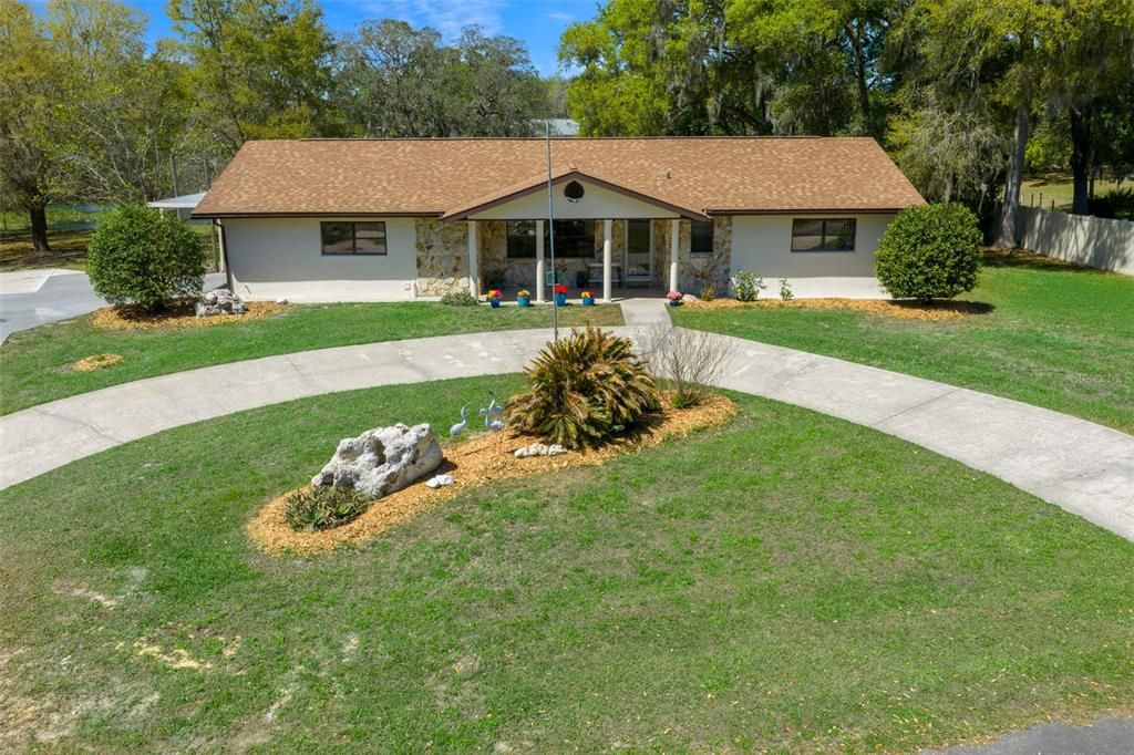 Active With Contract: $309,000 (3 beds, 3 baths, 1710 Square Feet)