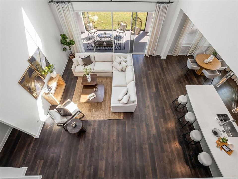 For Sale: $1,550,000 (5 beds, 4 baths, 4300 Square Feet)