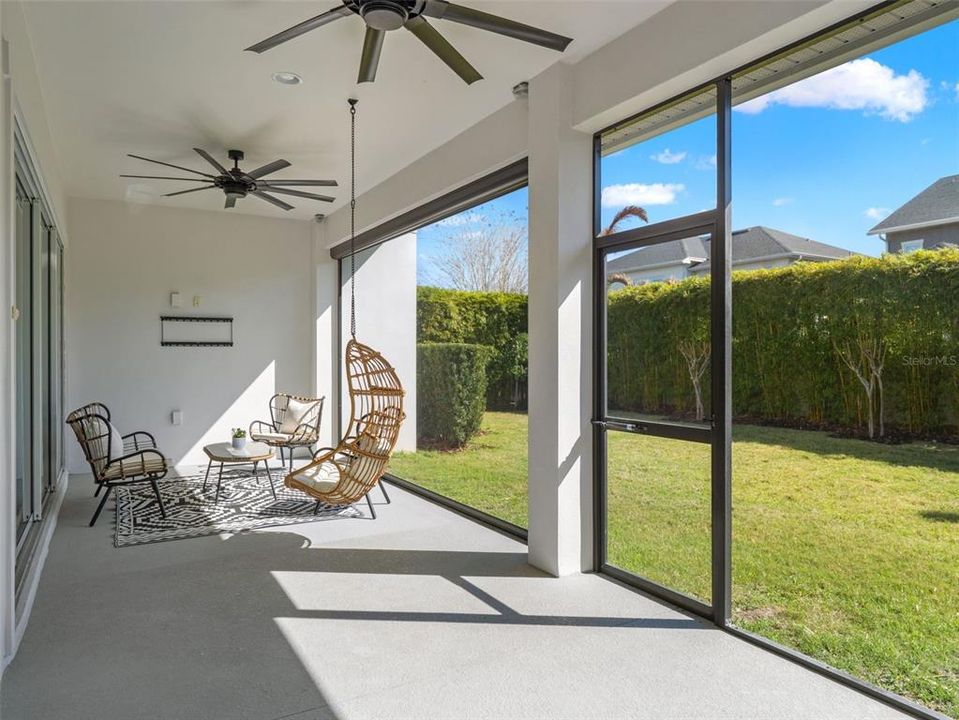 For Sale: $1,550,000 (5 beds, 4 baths, 4300 Square Feet)