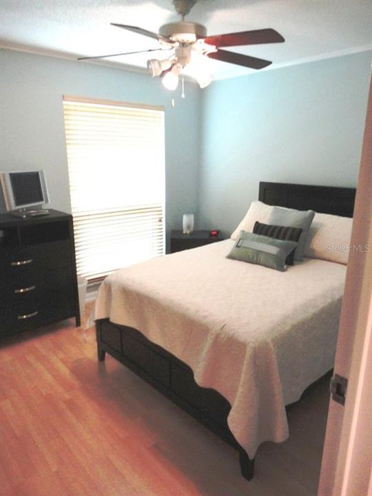 For Rent: $1,795 (2 beds, 1 baths, 930 Square Feet)