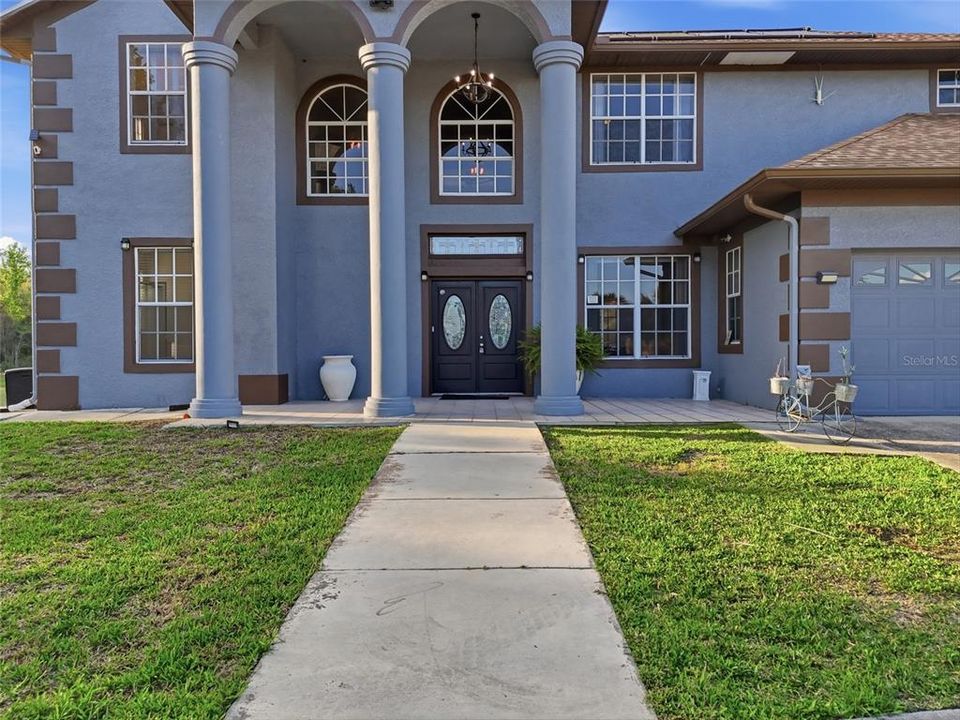 En Venta: $830,000 (5 camas, 4 baños, 3441 Pies cuadrados)