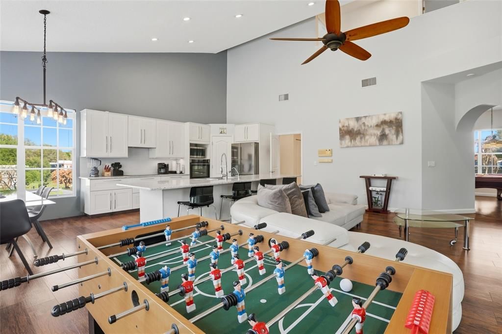 En Venta: $830,000 (5 camas, 4 baños, 3441 Pies cuadrados)